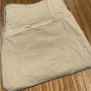 Kuhl Pants Mens 34x30 Tan Stretch Mid Rise Shaping Hiking Cargo